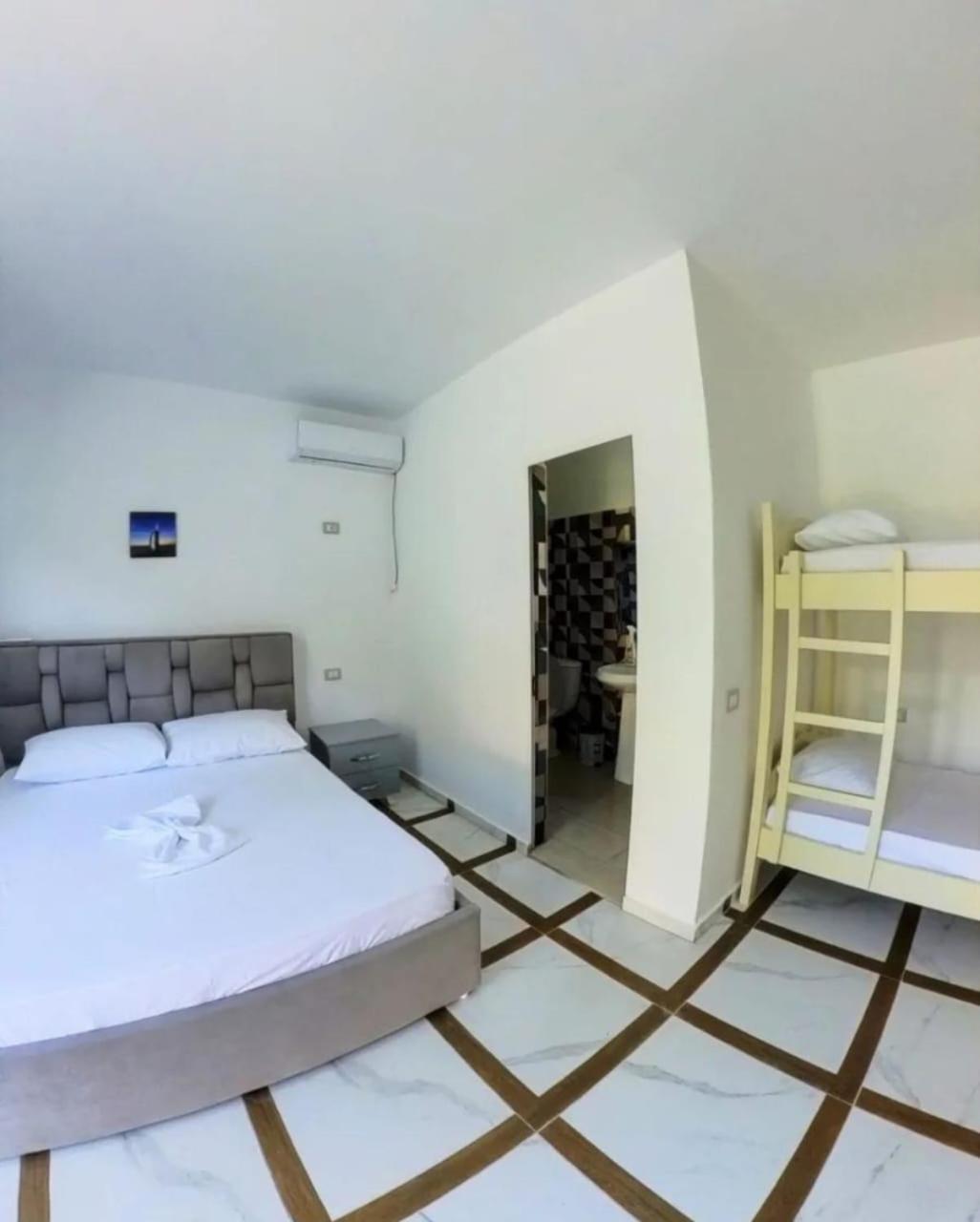 Vlorë Novruzi Complexヴィラ エクステリア 写真