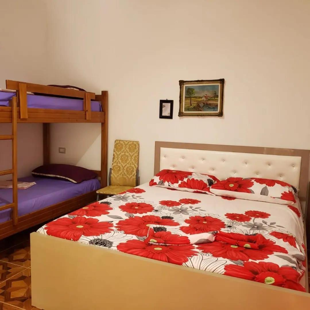 Vlorë Novruzi Complexヴィラ エクステリア 写真